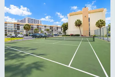 601 Three Islands Blvd #412, Hallandale Beach, FL 33009 - Photo 8