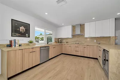 3110 NE 57th St, Fort Lauderdale, FL 33308 - Photo 14