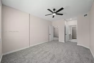 6968 SW 39th St, Davie, FL 33314 - Photo 18