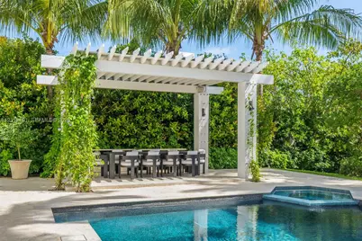 3681 Flamingo Dr, Miami Beach, FL 33140 - Photo 72