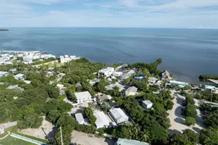 8 Ocean View Blvd, Key Largo, FL 33037 - Photo 54