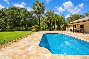 13500 SW 16th Ct, Davie, FL 33325 - Photo 16
