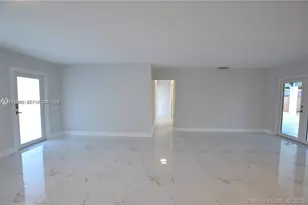 9040 SW 48th Terrace, Miami, FL 33165 - Photo 4