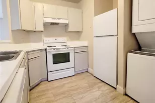 3421 NW 44th St, Oakland Park, FL 33309 - Photo 8
