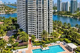 1000 W Island Blvd, Aventura, FL 33160 - Photo 1