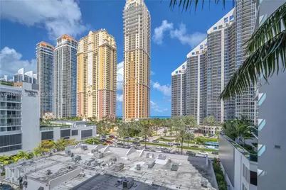 17555 Atlantic Blvd #707, Sunny Isles Beach, FL 33160 - Photo 34