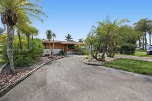4136 SW 49th St, Dania Beach, FL 33314 - Photo 6