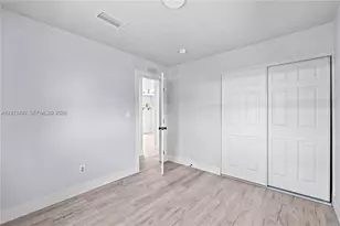 5621 SW 38th Ct, Davie, FL 33314 - Photo 14