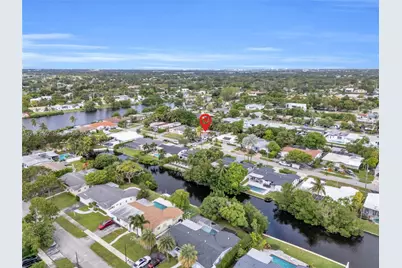 2325 NE 194th St, Miami, FL 33180 - Photo 14