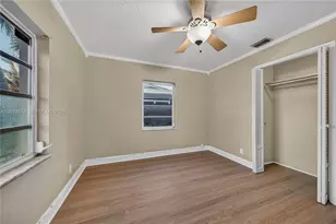 5265 NE 1st Terrace, Oakland Park, FL 33334 - Photo 18