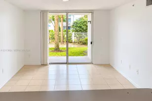 620 SW 111th Ave, Pembroke Pines, FL 33025 - Photo 4