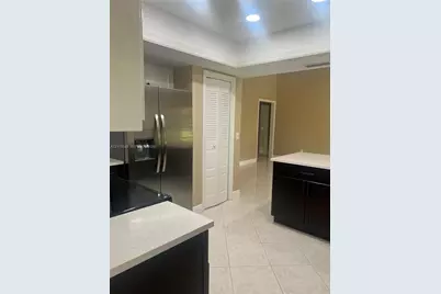 13011 SW 14th Pl, Davie, FL 33325 - Photo 14