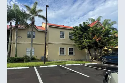 18346 NW 68th Ave #K, Hialeah, FL 33015 - Photo 2