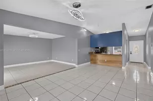 9591 W Fern Ln, Miramar, FL 33025 - Photo 10