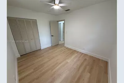 110 NE 17th Ct, Pompano Beach, FL 33060 - Photo 20
