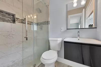 1720 NE 13th St #1, Fort Lauderdale, FL 33304 - Photo 8