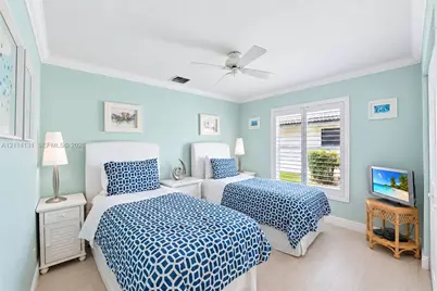 9012 Southern Orchard Rd N, Davie, FL 33328 - Photo 30