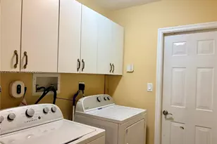 221 SW 203rd Ave, Pembroke Pines, FL 33029 - Photo 36