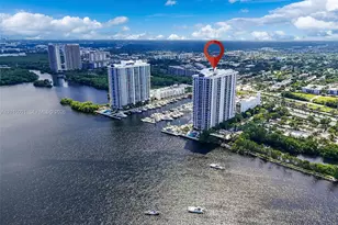 17301 Biscayne Blvd, North Miami Beach, FL 33160 - Photo 34