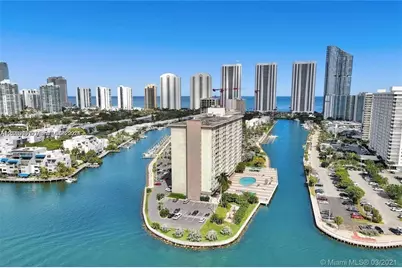 400 Kings Point Dr #317, Sunny Isles Beach, FL 33160 - Photo 8