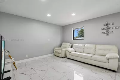 1421 N 68th Ter, Hollywood, FL 33024 - Photo 6