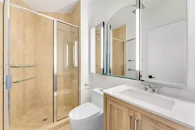 848 Brickell Key Dr #204, Miami, FL 33131 - Photo 40