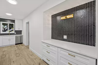 800 SE 13th Court, Deerfield Beach, FL 33441 - Photo 18