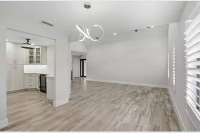 2658 SW 11th Place N, Deerfield Beach, FL 33442 - Photo 12
