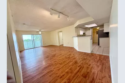 5065 Wiles Road #204, Coconut Creek, FL 33073 - Photo 4