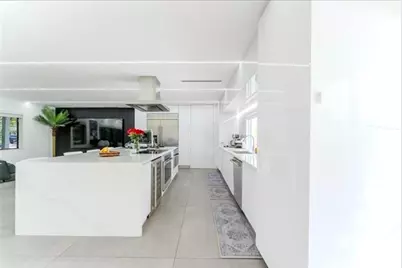 7520 NW 8th Court, Plantation, FL 33317 - Photo 2
