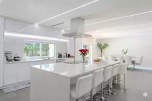7520 NW 8th Ct, Plantation, FL 33317 - Photo 1