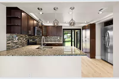 28 Wimbledon Lake Drive #222, Plantation, FL 33324 - Photo 4
