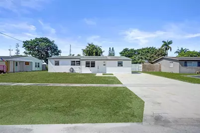 1437 SW 1st Avenue, Deerfield Beach, FL 33441 - Photo 1