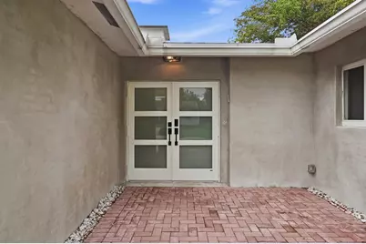 11700 NW 27th Street, Plantation, FL 33323 - Photo 4