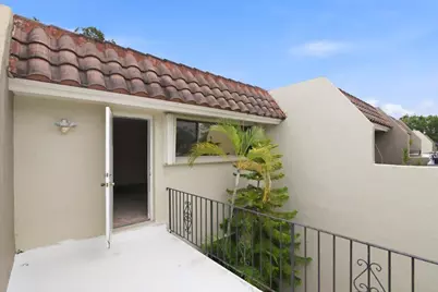 275 Jacaranda Drive, Plantation, FL 33324 - Photo 34