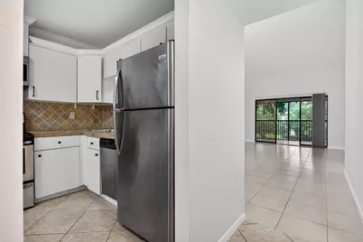 4251 Carambola Circle S, Coconut Creek, FL 33066 - Photo 4