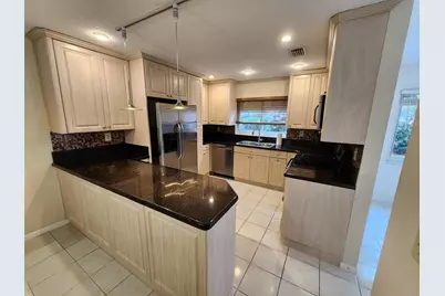 9812 NW 2nd Court, Plantation, FL 33324 - Photo 2