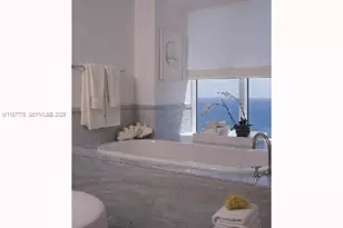 18911 Collins Ave, Sunny Isles Beach, FL 33160 - Photo 24