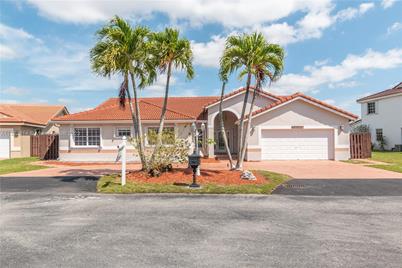 15131 SW 43rd Ter, Miami, FL 33185 - Photo 1