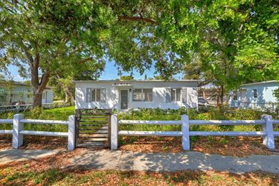 3530 S Douglas Rd, Coconut Grove, FL 33133 - Photo 1