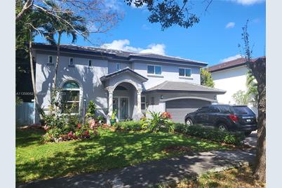 18164 SW 149th Pl, Miami, FL 33187 - Photo 1