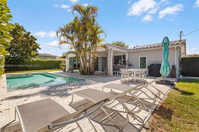 9315 SW 83rd St, Miami, FL 33173 - Photo 1