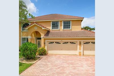 460 SW 178th Way, Pembroke Pines, FL 33029 - Photo 1