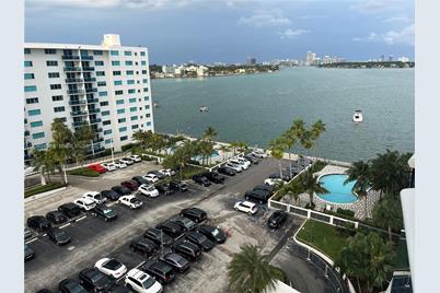 7501 E Treasure Dr #9M, North Bay Village, FL 33141 - Photo 1