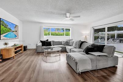 2624 NE 29th Ct, Fort Lauderdale, FL 33306 - Photo 1