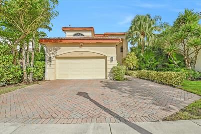 1645 NE 196, Miami, FL 33179 - Photo 1