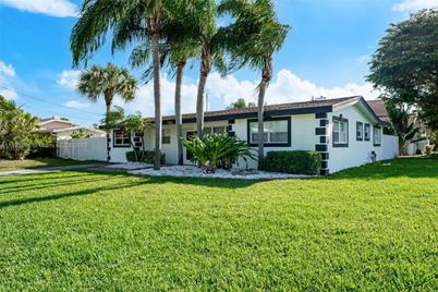 1200 NE 27th Way, Pompano Beach, FL 33062 - Photo 1
