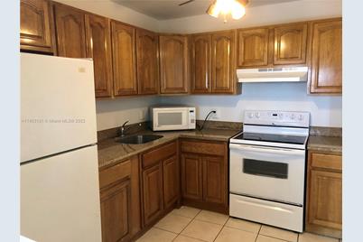 1300 NE Miami Gardens Dr #804E, Miami, FL 33179 - Photo 1