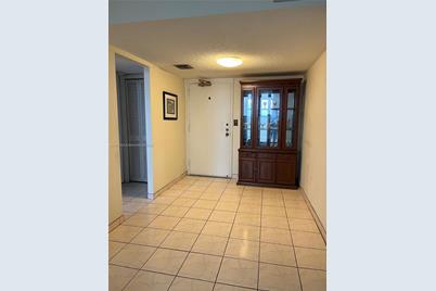 5050 NW 7th St #616, Miami, FL 33126 - Photo 1