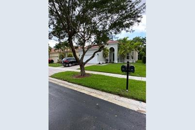 1250 NE 37th Ave, Homestead, FL 33033 - Photo 1